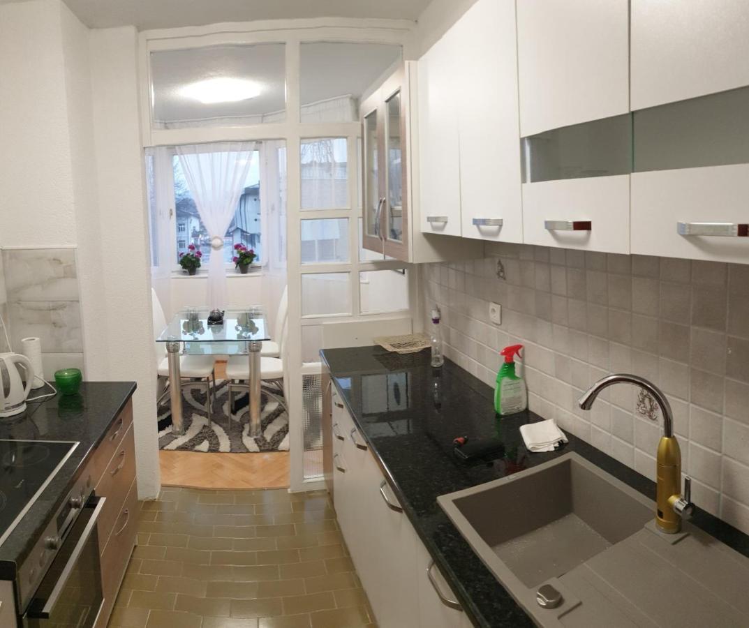 Apartman Hana Sanski Most Exteriér fotografie